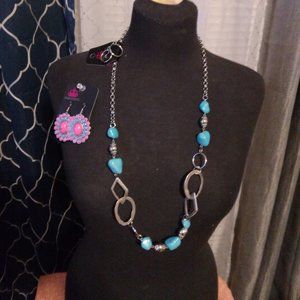 Necklace set and Earrings